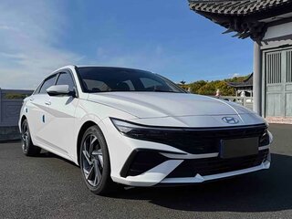 2023 Hyundai Elantra VII (CN7) Рестайлинг, белый, 1311000 рублей, вид 3