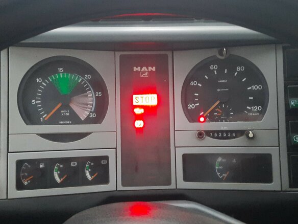 2003 MAN TGE, белый, 1250000 рублей - вид 9