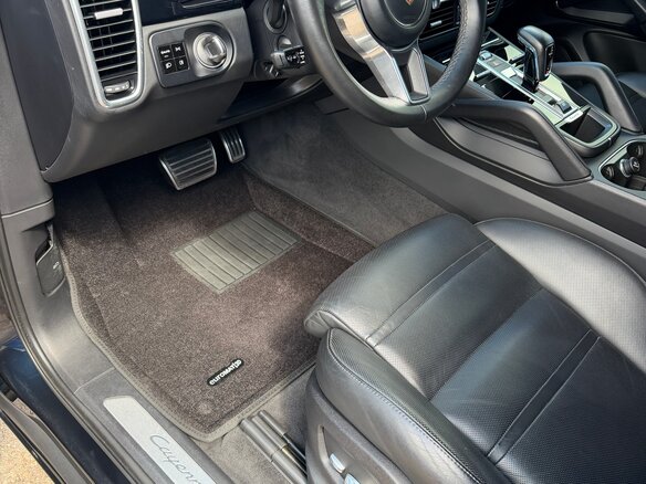 2022 Porsche Cayenne S III, синий, 7200000 рублей - вид 6