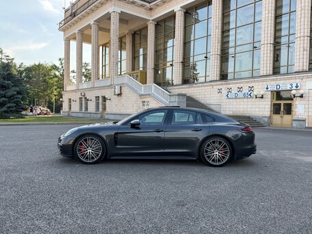 2019 Porsche Panamera GTS II, серый, 10290000 рублей, вид 2
