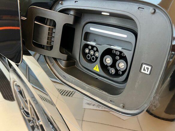 2026 Zeekr 9X 70 kWh, чёрный, 14490000 рублей - вид 35
