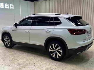 2022 Volkswagen Tayron I, белый, 1810150 рублей, вид 4