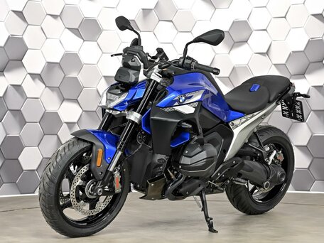 2025 BMW R 1300 R, синий, 2399000 рублей, вид 2