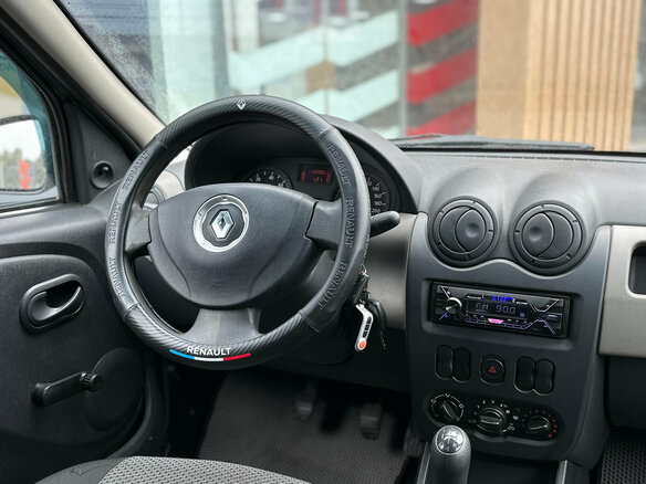 2014 Renault Logan I Рестайлинг, голубой, 429000 рублей - вид 12