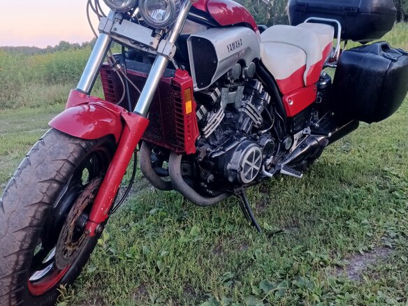 2000 Yamaha V-Max 1200, красный, 320000 рублей