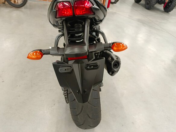 2013 Yamaha FZ1, чёрный, 550000 рублей - вид 13