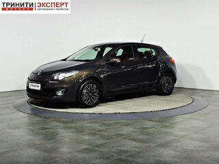 2013 Renault Megane III Рестайлинг, коричневый, 837000 рублей, вид 1