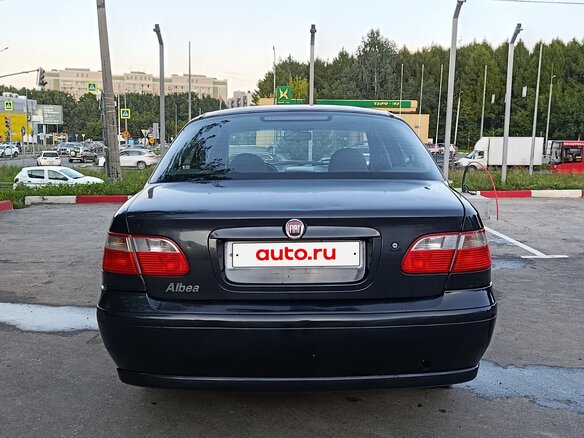 2010 Fiat Albea I Рестайлинг, чёрный, 249000 рублей - вид 5
