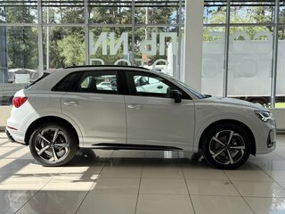 2026 Audi Q3 35 TFSI II (F3), белый, 3850000 рублей, вид 4
