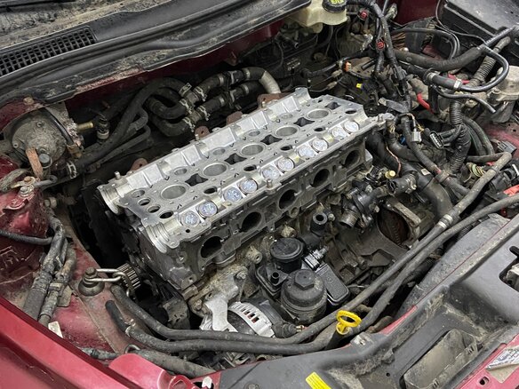 2006 Volvo S40 II, красный - вид 12
