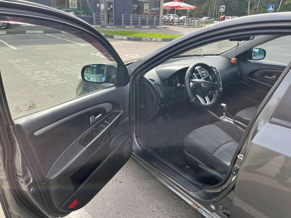 2011 Kia Ceed I Рестайлинг, серый, 590000 рублей - вид 9