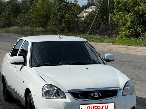 2017 Lada (ВАЗ) Priora I Рестайлинг, белый, 680000 рублей - вид 8