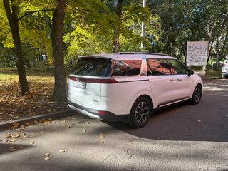 2021 Kia Carnival IV, белый, 3600000 рублей, вид 3