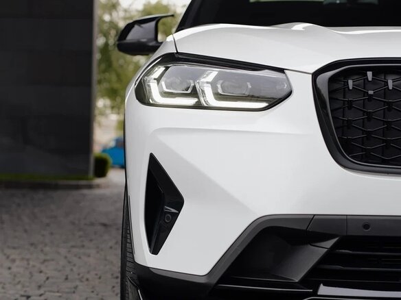 2023 BMW X4 30i II (G02) Рестайлинг, белый, 6698000 рублей - вид 28