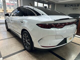 2025 BYD Qin L, белый, 1800000 рублей, вид 2