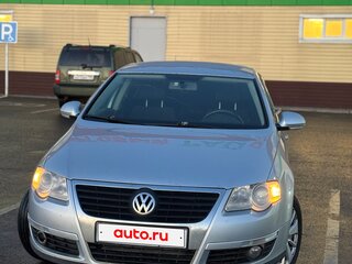 2010 Volkswagen Passat B6, серебристый, 500000 рублей, вид 1