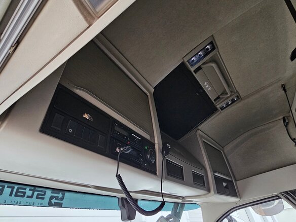 2023 Volvo FH, белый, 12000000 рублей - вид 12