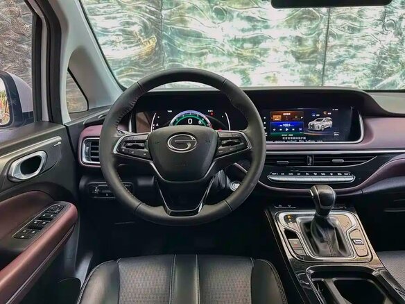 2022 GAC Trumpchi M6 Pro, белый, 1800000 рублей - вид 12