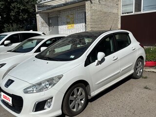 2011 Peugeot 308 I Рестайлинг, белый, 449000 рублей, вид 3