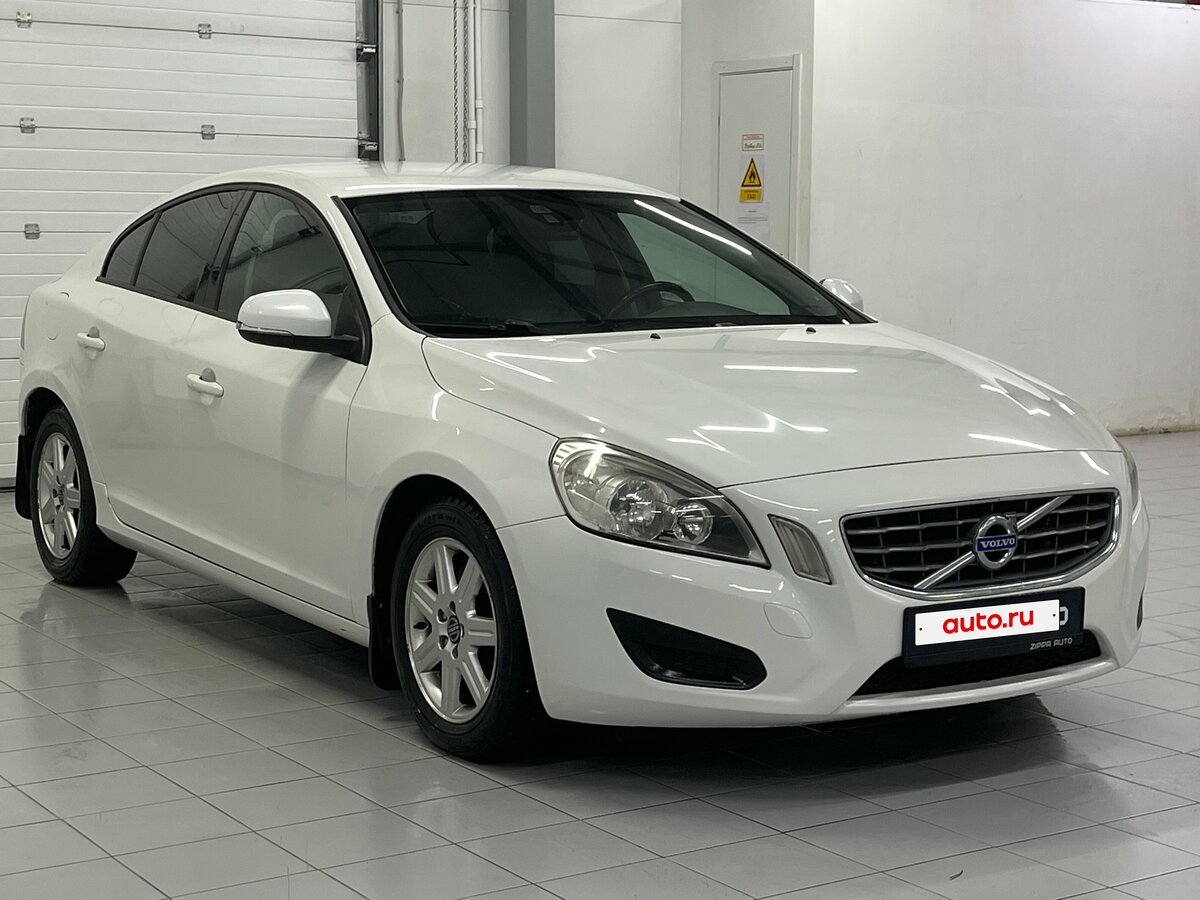 Открыть фотографии: Volvo S60 II