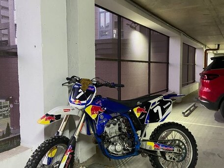 2006 Yamaha YZ450F, белый, 220000 рублей, вид 4