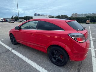 2010 Opel Astra GTC H Рестайлинг, красный, 550000 рублей, вид 5