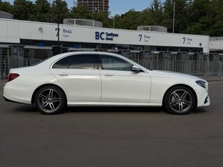 2018 Mercedes-Benz E-Класс 200 V (W213, S213, C238), белый, 3000000 рублей, вид 2