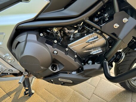 2022 Honda NC 750X, красный, 950000 рублей, вид 5
