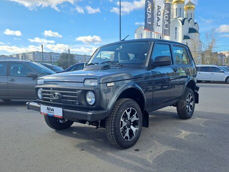 2026 Lada (ВАЗ) Niva Legend I Рестайлинг, серый, 1327900 рублей, вид 1