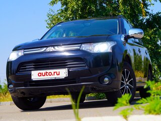 2012 Mitsubishi Outlander III, чёрный, 1300000 рублей, вид 1