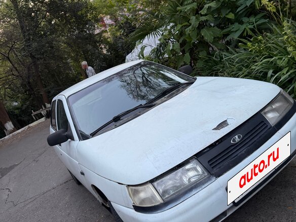 1998 Lada (ВАЗ) 2110, белый, 65000 рублей
