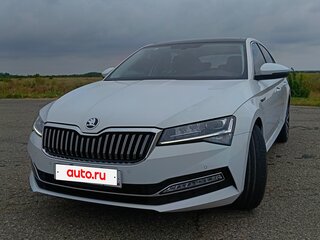 2025 Skoda Superb III Рестайлинг, белый, 3100000 рублей, вид 5