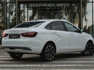 2024 Lada (ВАЗ) Vesta I Рестайлинг (NG), белый, 1245000 рублей, вид 3