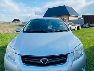 2010 Toyota Corolla Fielder X (E140, E150) Рестайлинг, серебристый, 920000 рублей, вид 3