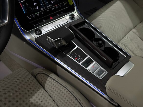 2024 Audi A6 45 TFSI V (C8) Рестайлинг, белый, 6870000 рублей - вид 15
