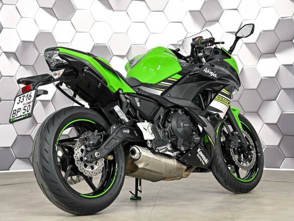 2018 Kawasaki Ninja 650, зелёный, 599000 рублей - вид 6