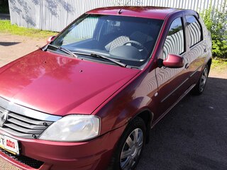 2013 Renault Logan I Рестайлинг, красный, 550000 рублей, вид 1