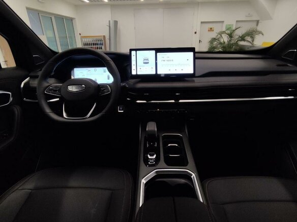 2026 Geely Okavango I Рестайлинг, серый, 4085990 рублей - вид 16