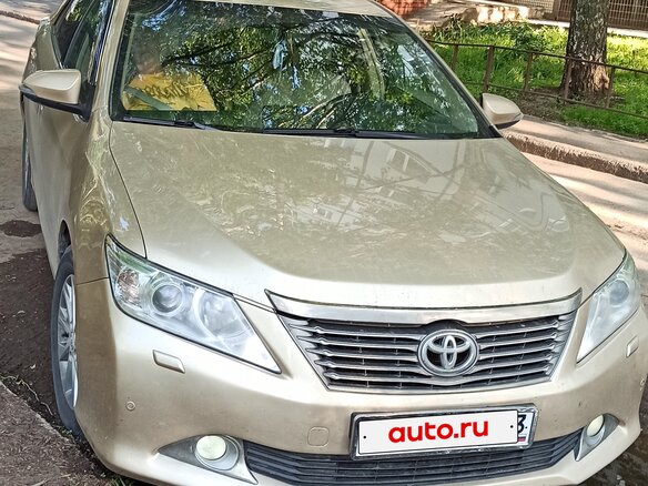 2012 Toyota Camry VII (XV50), бежевый, 1450000 рублей - вид 2