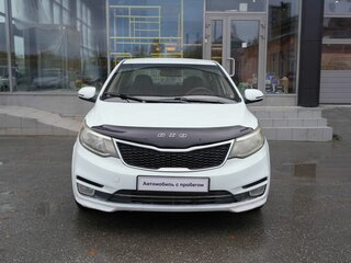 2017 Kia Rio III Рестайлинг, белый, 565000 рублей, вид 2