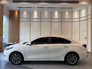 2022 Kia K3 II (China Market), белый, 1310000 рублей, вид 4