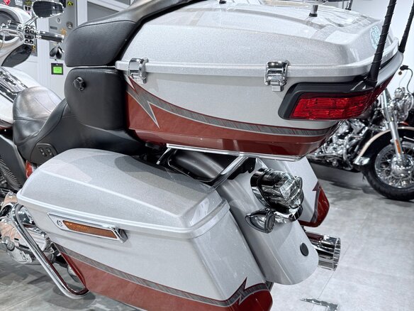 2014 Harley-Davidson CVO Limited, белый, 1699000 рублей - вид 14