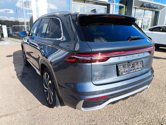 2025 Geely Monjaro I, серый, 3940000 рублей - вид 6