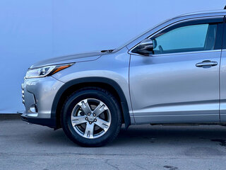2017 Toyota Highlander III (XU50) Рестайлинг, серебристый, 3190000 рублей, вид 4