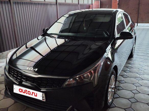 2021 Kia Rio IV Рестайлинг, чёрный, 1750000 рублей - вид 2