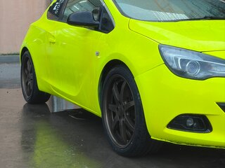 2013 Opel Astra GTC J Рестайлинг, жёлтый, 1000000 рублей, вид 2