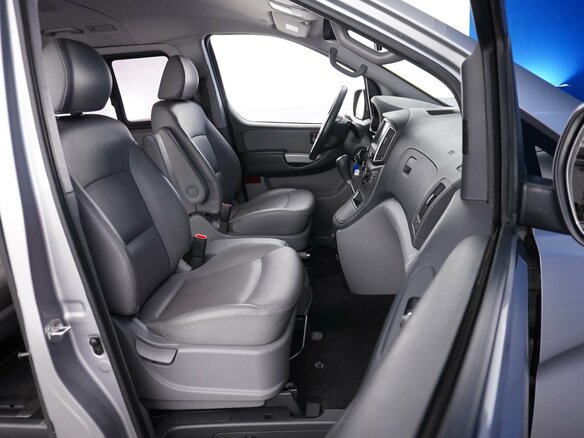 2018 Hyundai Grand Starex I Рестайлинг 2, серый, 3899077 рублей - вид 7