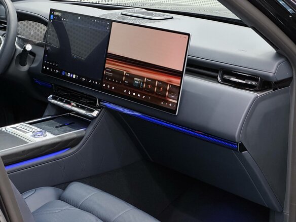 2025 Zeekr 9X 70 kWh, чёрный, 12400000 рублей - вид 22