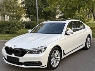 2016 BMW 7 серии Long 730Ld xDrive VI (G11/G12), белый, 4750000 рублей, вид 1
