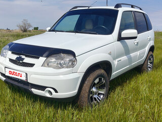 2013 Chevrolet Niva I Рестайлинг, белый, 550000 рублей, вид 1